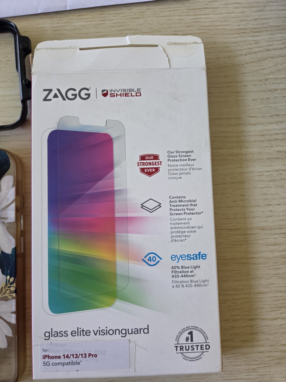 iPhone 13 Pro InvisibleShield Screen Protector & Case Bundle - Picture 4 of 6